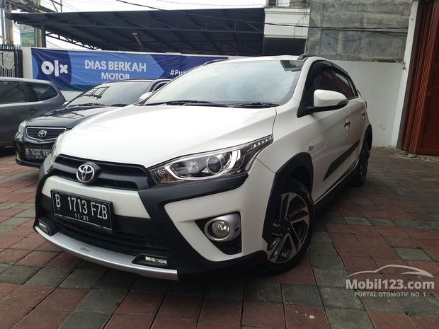 Toyota Yaris  Mobil  Bekas  Baru  dijual  di Bekasi  timur 