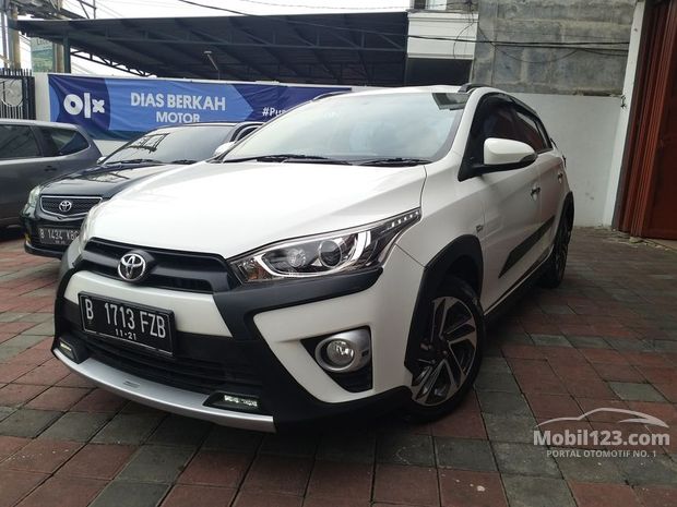 Toyota Yaris Mobil Bekas Baru dijual di Bekasi timur Toyota Yaris Mobil Bekas Baru dijual di Bekasi timur