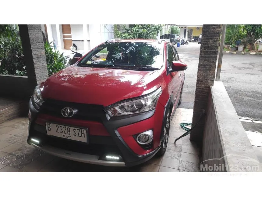 Jual Mobil Toyota Yaris 2017 TRD Sportivo Heykers 1.5 di Banten Manual Hatchback Merah Rp 160.000.000