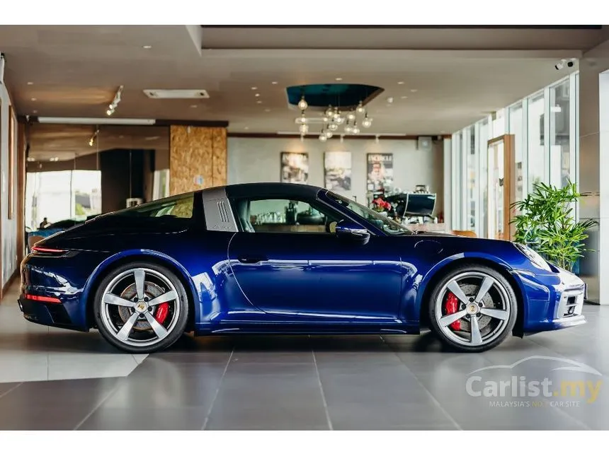 2020 Porsche 911 Carrera 4S Coupe
