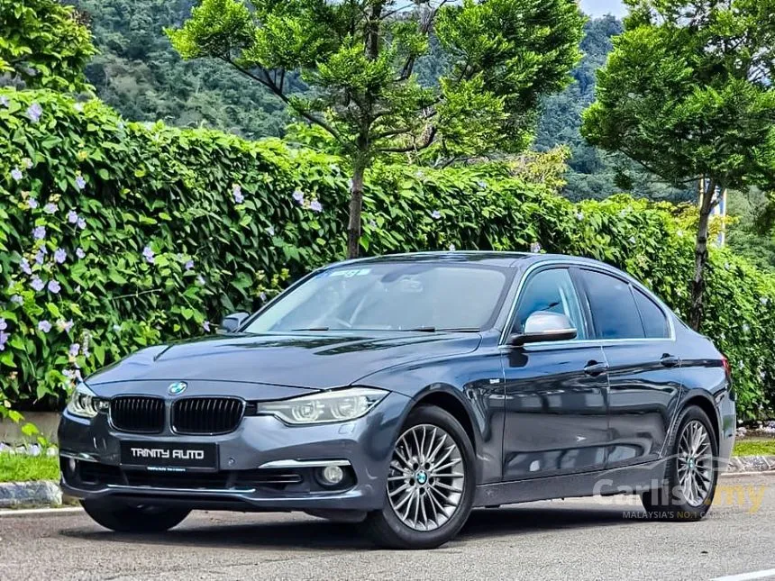 2017 BMW 318i Luxury Sedan