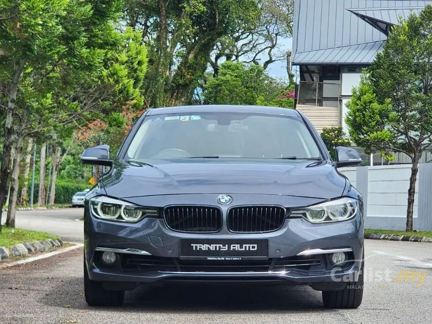 2017 BMW 318i Luxury Sedan