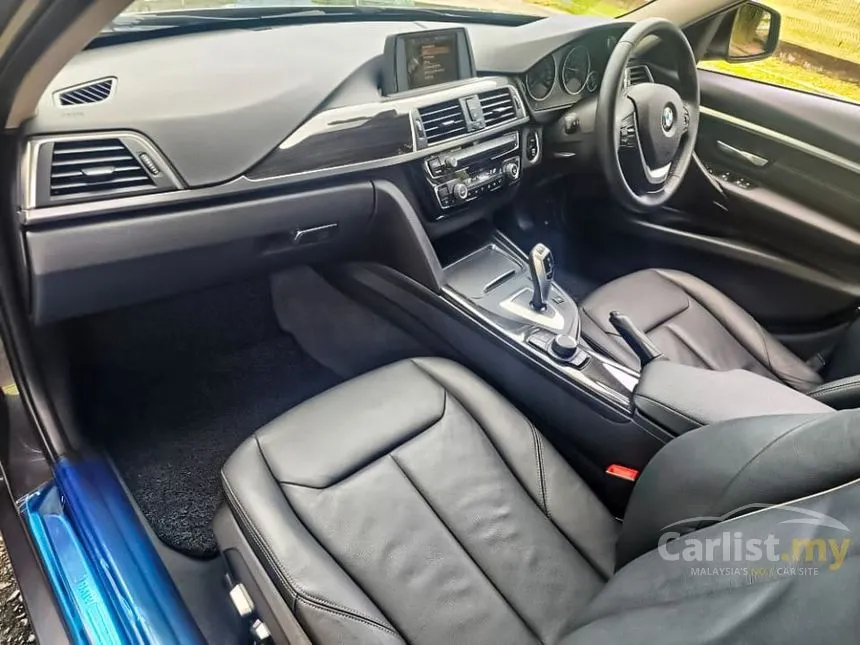 2017 BMW 318i Luxury Sedan