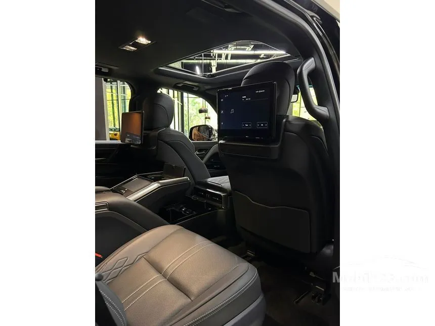 2022 Lexus LX 600 VIP SUV