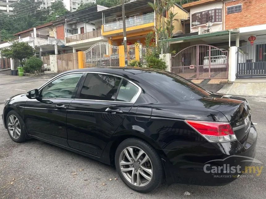 2014 Proton Perdana Executive Sedan