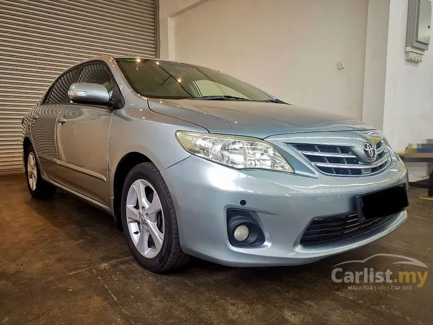 2013 Toyota Corolla Altis E Sedan