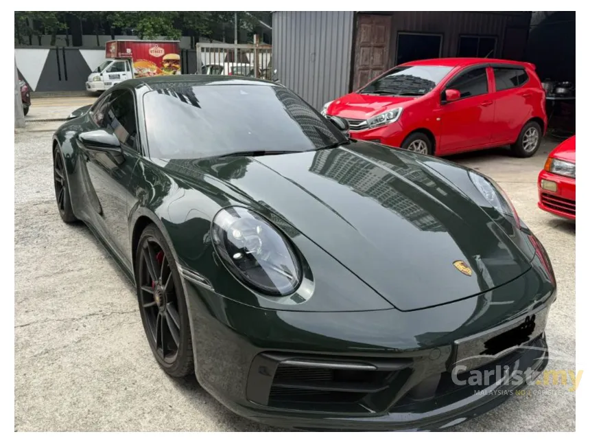 2021 Porsche 911 Carrera 4 GTS Coupe