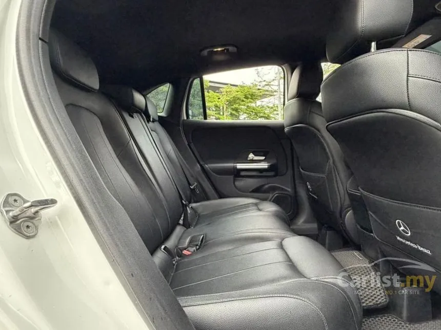 2022 Mercedes-Benz GLA200 Progressive Line SUV