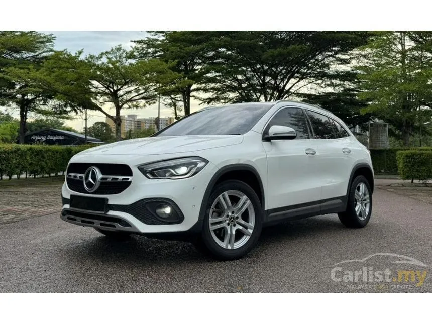 2022 Mercedes-Benz GLA200 Progressive Line SUV