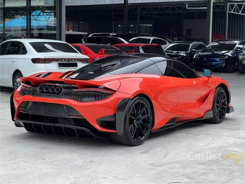 2021 McLaren 765LT Coupe