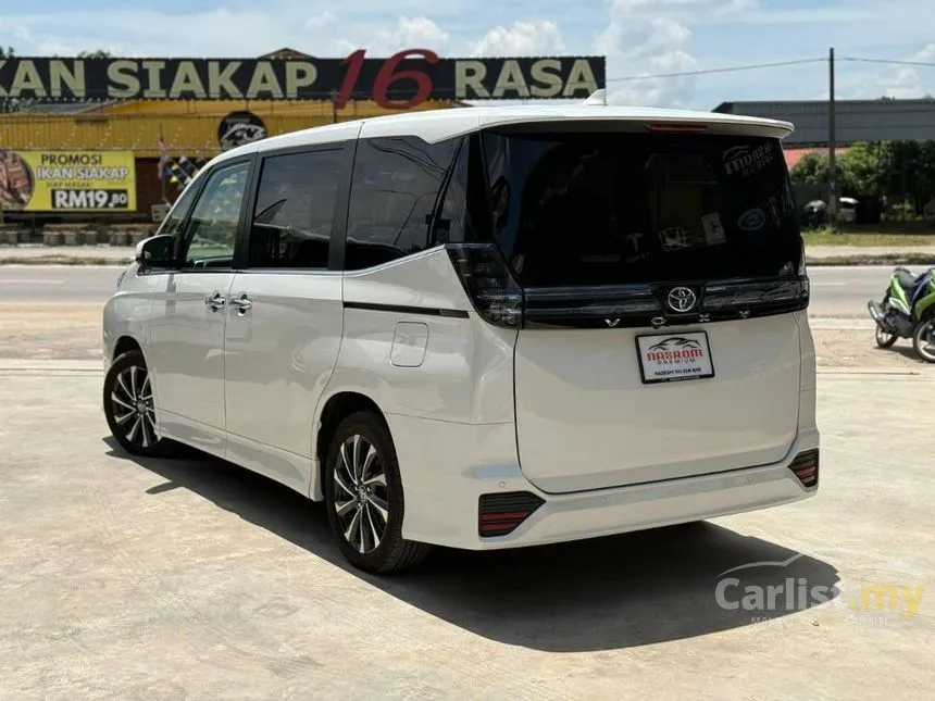 2022 Toyota Voxy S-Z MPV