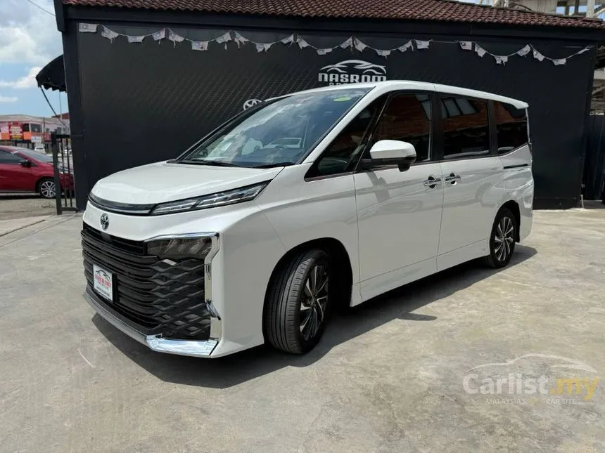 2022 Toyota Voxy S-Z MPV