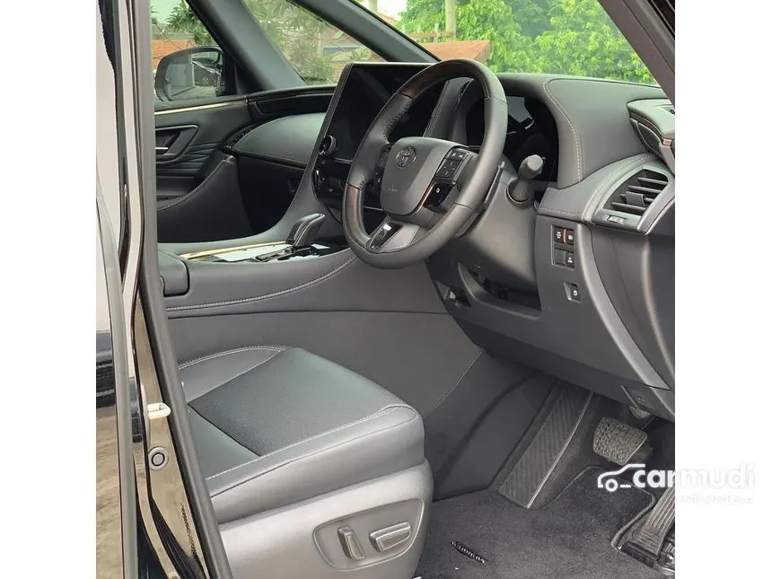 2026 Toyota Alphard HEV (Non Premium Color) MPV