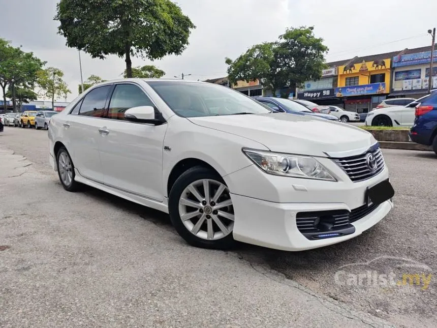 2013 Toyota Camry V Sedan