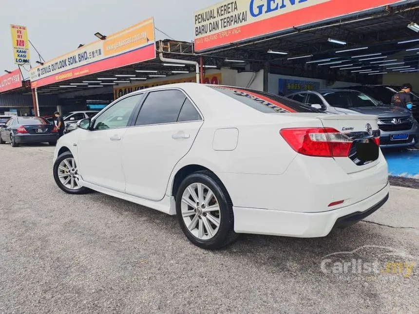 2013 Toyota Camry V Sedan