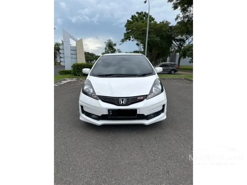 Jual Mobil Honda Jazz 2014 RS 1.5 di Jawa Timur Automatic Hatchback Putih Rp 165.000.000