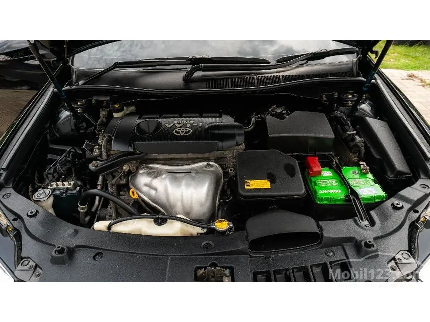 2015 Toyota Camry V Sedan