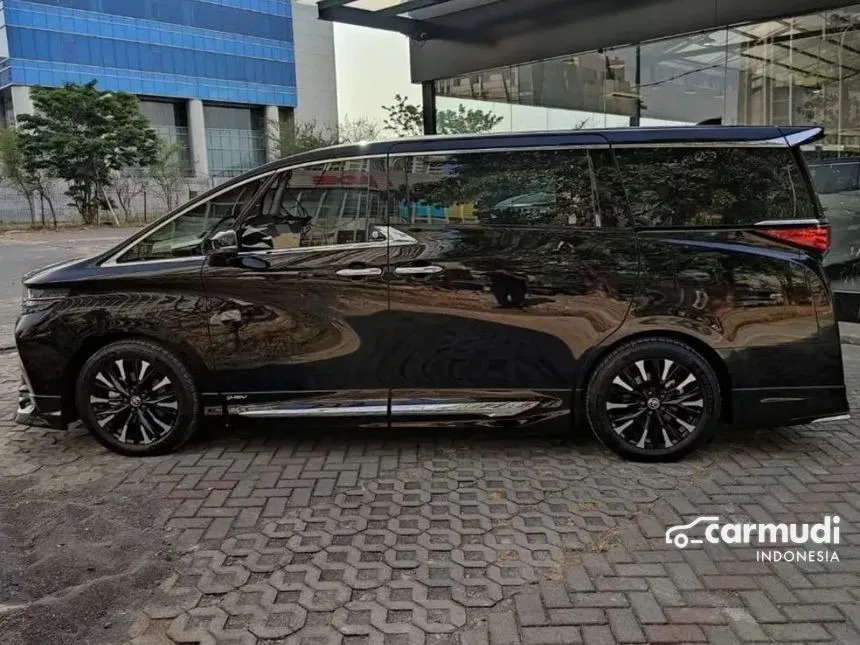 2024 Toyota Alphard HEV Modellista MPV