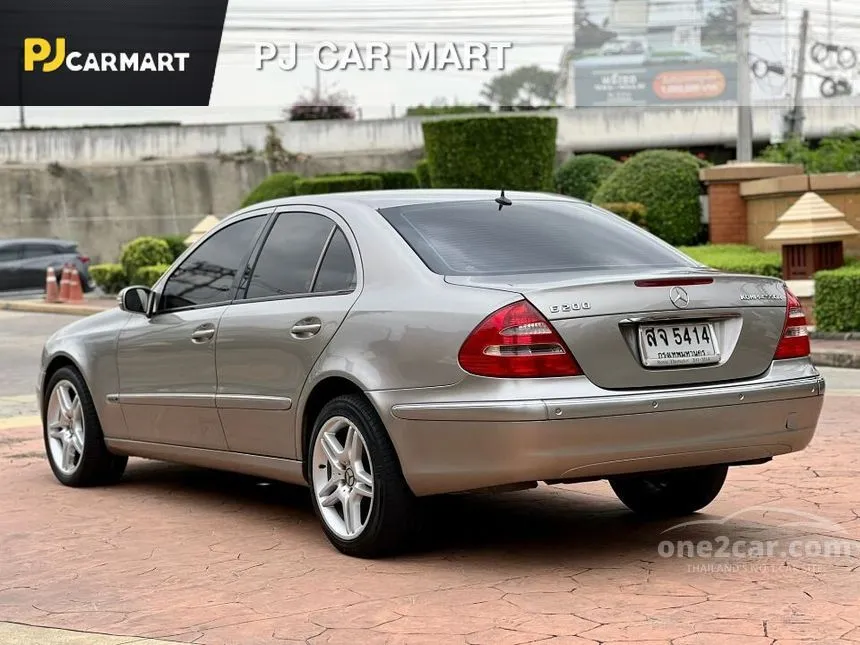 2005 Mercedes-Benz E200 Kompressor Elegance Sedan