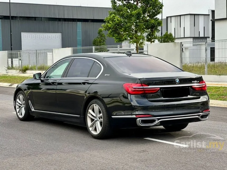 2019 BMW 740Le xDrive Sedan