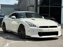 2023 Nissan GT-R Premium Edition 3.8 Coupe / Gtr r35 / GTR R35 premium edition