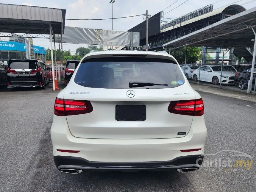 2019 Mercedes-Benz GLC200 Exclusive SUV