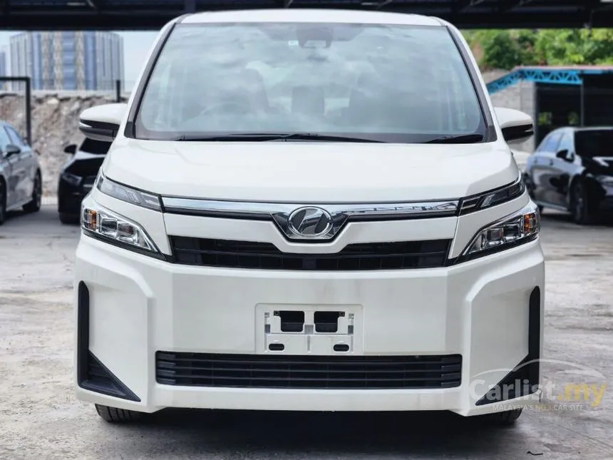 2018 Toyota Voxy X MPV