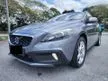 Used Volvo V40 Cross Country 2.0 T5 TIPTOP CONDITION SEE TO BELIVE114786km. Full service record