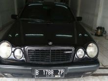 1997 Mercedes-Benz E230 2.3 W210 2.3 Automatic Sedan