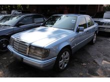 1990 Mercedes-Benz 260E (A) 2.6
