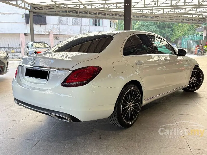 2018 Mercedes-Benz C200 AMG Line Sedan