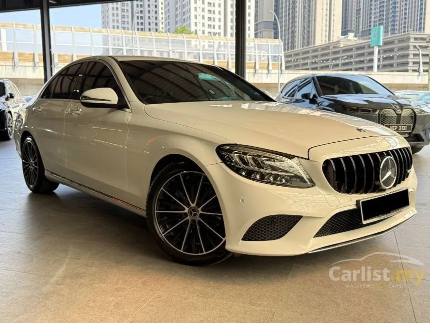 2018 Mercedes-Benz C200 AMG Line Sedan