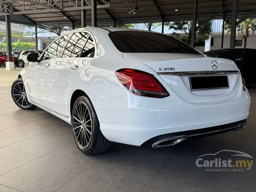 2018 Mercedes-Benz C200 AMG Line Sedan