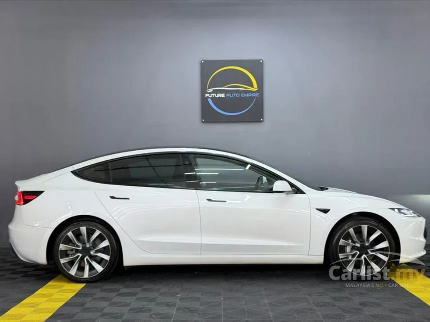 2024 TESLA Model 3 Standard Range Sedan