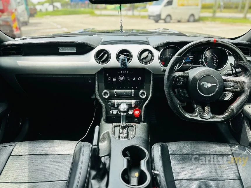 2017 Ford MUSTANG Coupe