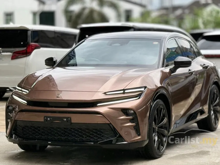 2024 Toyota Crown Sport Z PHEV SUV