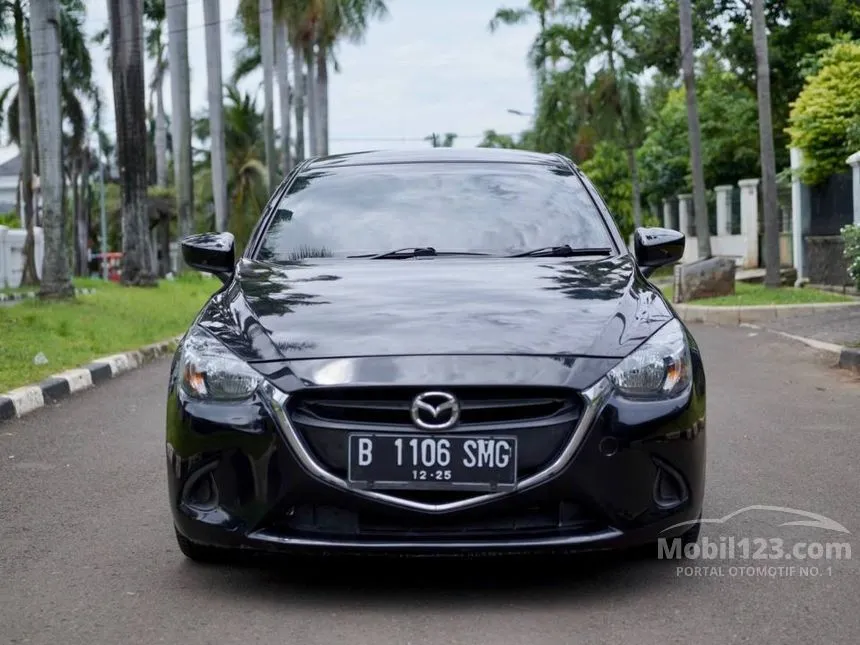 Jual Mobil Mazda 2 2015 V 1.5 di DKI Jakarta Automatic Hatchback Hitam Rp 140.000.000