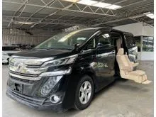 2015 Toyota Vellfire 2.5 X WELCAB SEAT - PRE CRASH - 32K KM ONLY ORIGINAL - 5 YEARS WARRANTY