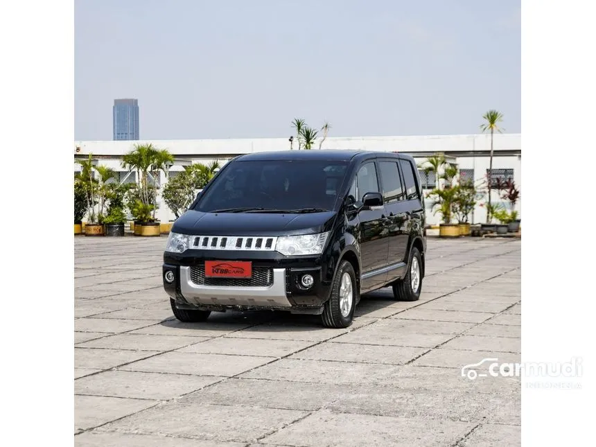 2015 Mitsubishi Delica D5 MPV