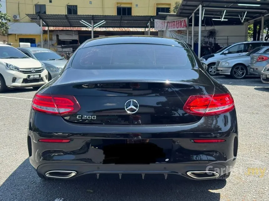 2019 Mercedes-Benz C200 AMG Line Coupe