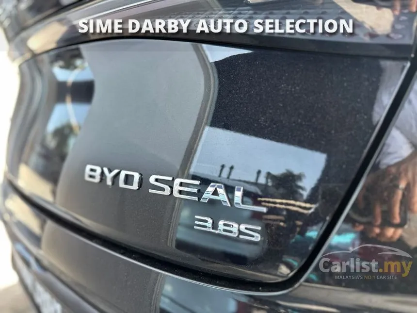 2024 BYD Seal Performance Sedan