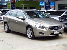 2012 Volvo V60 1.6 (ปี 11-15) DRIVe Wagon AT