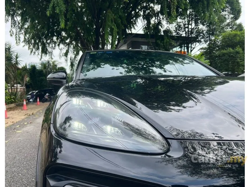 2020 Porsche Cayenne S Coupe