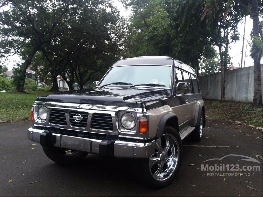 Jual Mobil  Nissan Patrol 1992 4 2 di DKI Jakarta Manual 