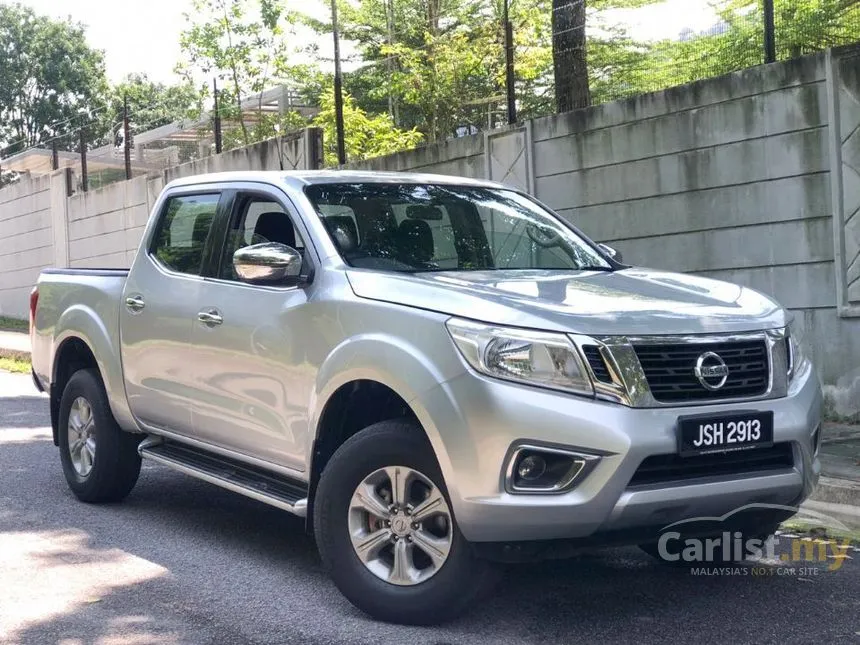 2017 Nissan Navara NP300 SE Dual Cab Pickup Truck