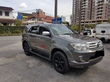 2010 Toyota Fortuner 2.7 V TRD Sportivo SUV HARI RAYA PROMOTION