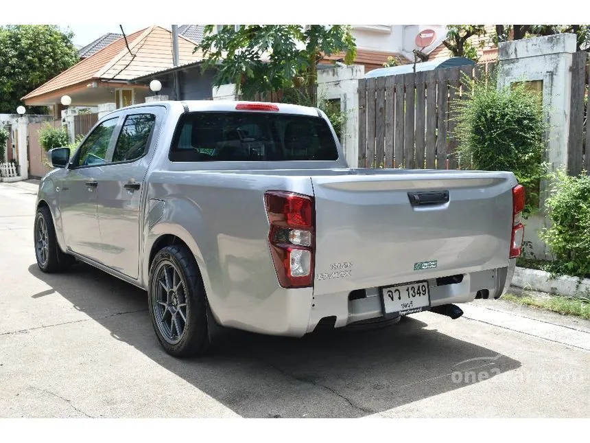 2024 Isuzu D-MAX S Cab-4 Pickup
