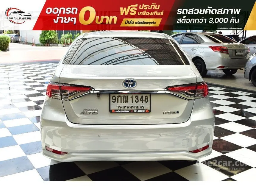 2019 Toyota Corolla Altis Hybrid Mid Sedan