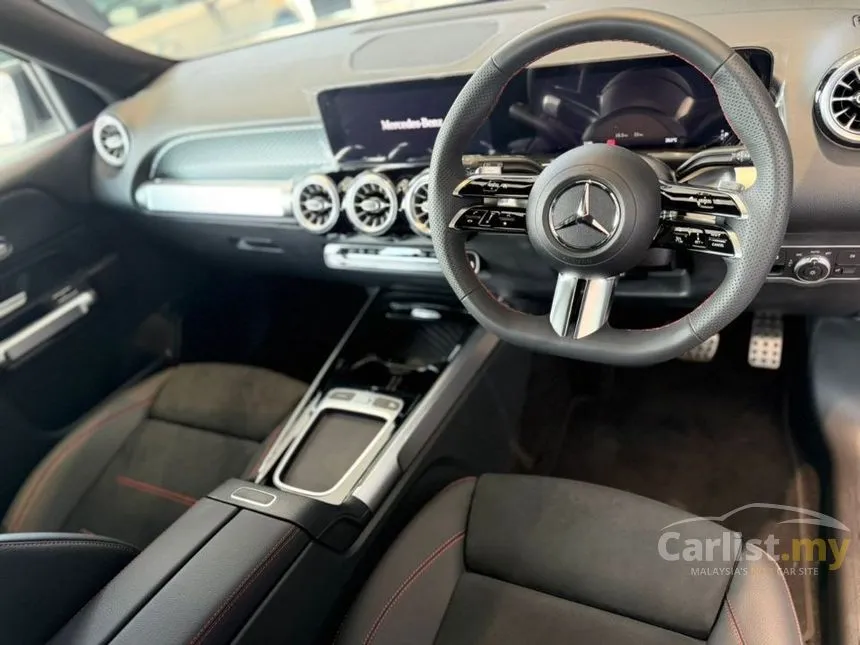 2024 Mercedes-Benz GLB250 4MATIC AMG Line SUV
