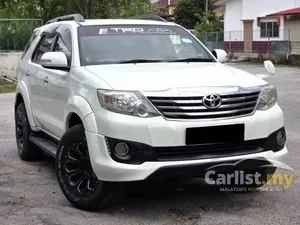 2012 Toyota Fortuner 2.7 V TRD Sportivo SUV